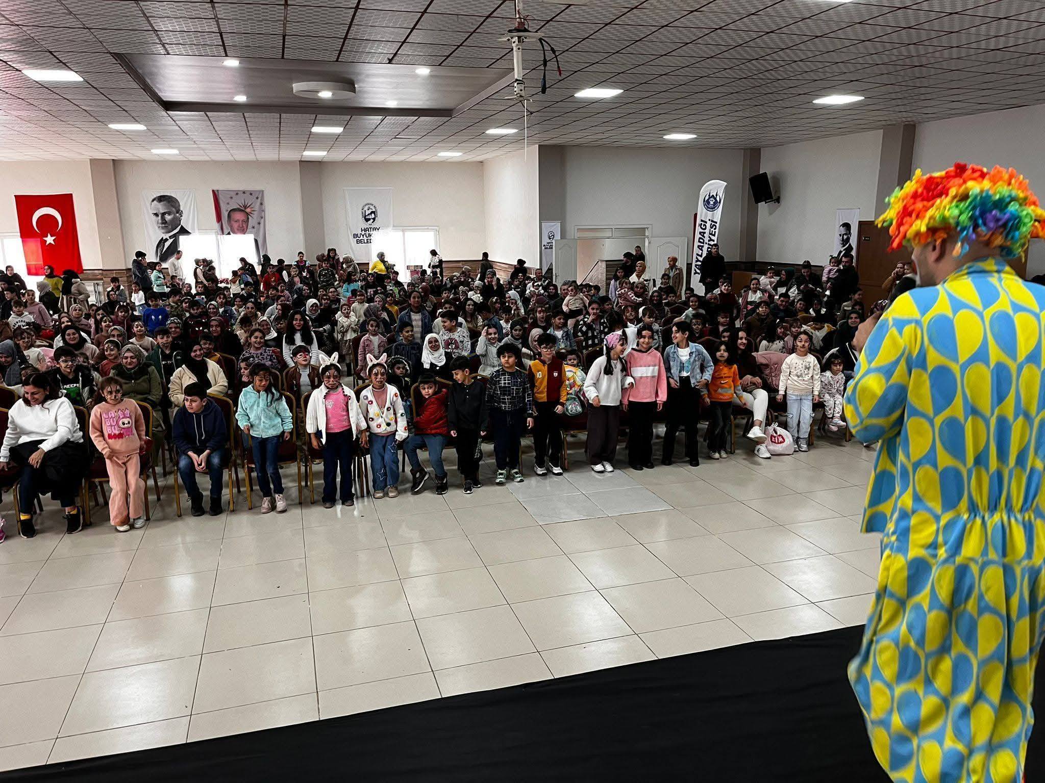 Yayladağı Çocuk Şenliği Renkli Görüntülere Sahne Oldu